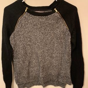 Banana republic grey and black sweater